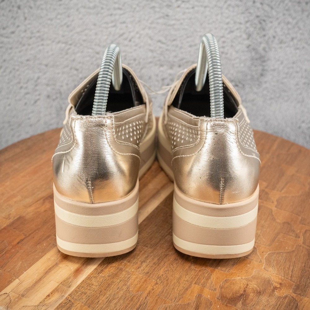 Dolce Vita Janine Slip-On Gold Metallic Perforated Wedge Size 9 Platform Shoes - Picture 4 of 6